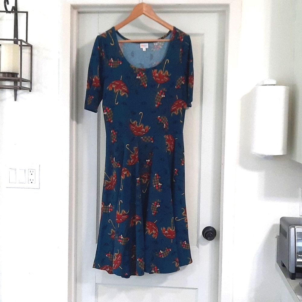 LulaRoe Nicole dress size XL